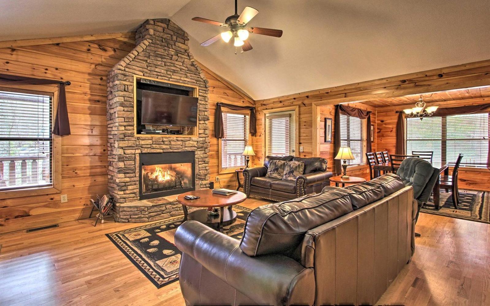 Gatlinburg Mountain Heaven Retreat Villa Ngoại thất bức ảnh